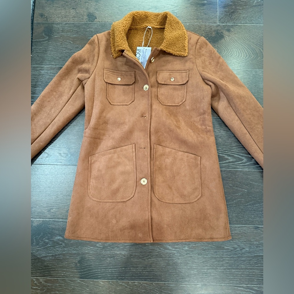 NWT. Brown jacket. Small